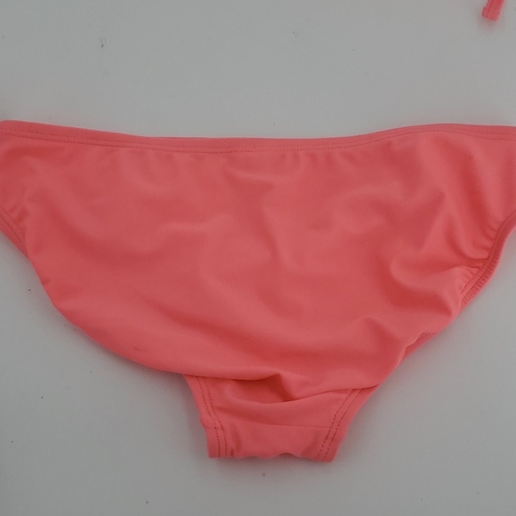 🆕️  Gianni Bini Girls Embroidered Bandeau Bikini - Picture 5 of 8